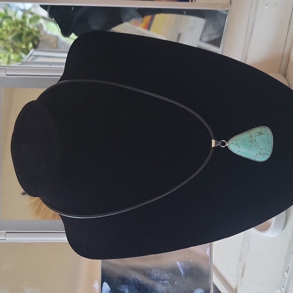 Turquoise Navajo Native pendant necklace on black leather silver hardware. - Picture 10 of 16